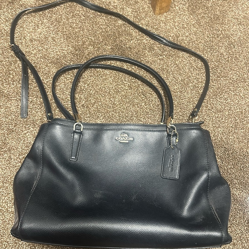 Coach black purse with removable/adjustable shoulder strap